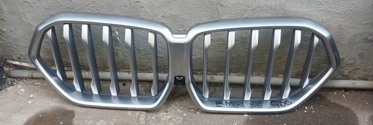 BMW X5 G06 grill