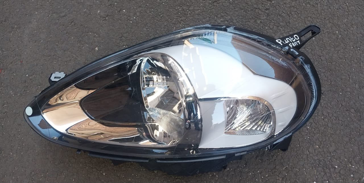 Fiat Punto Headlight