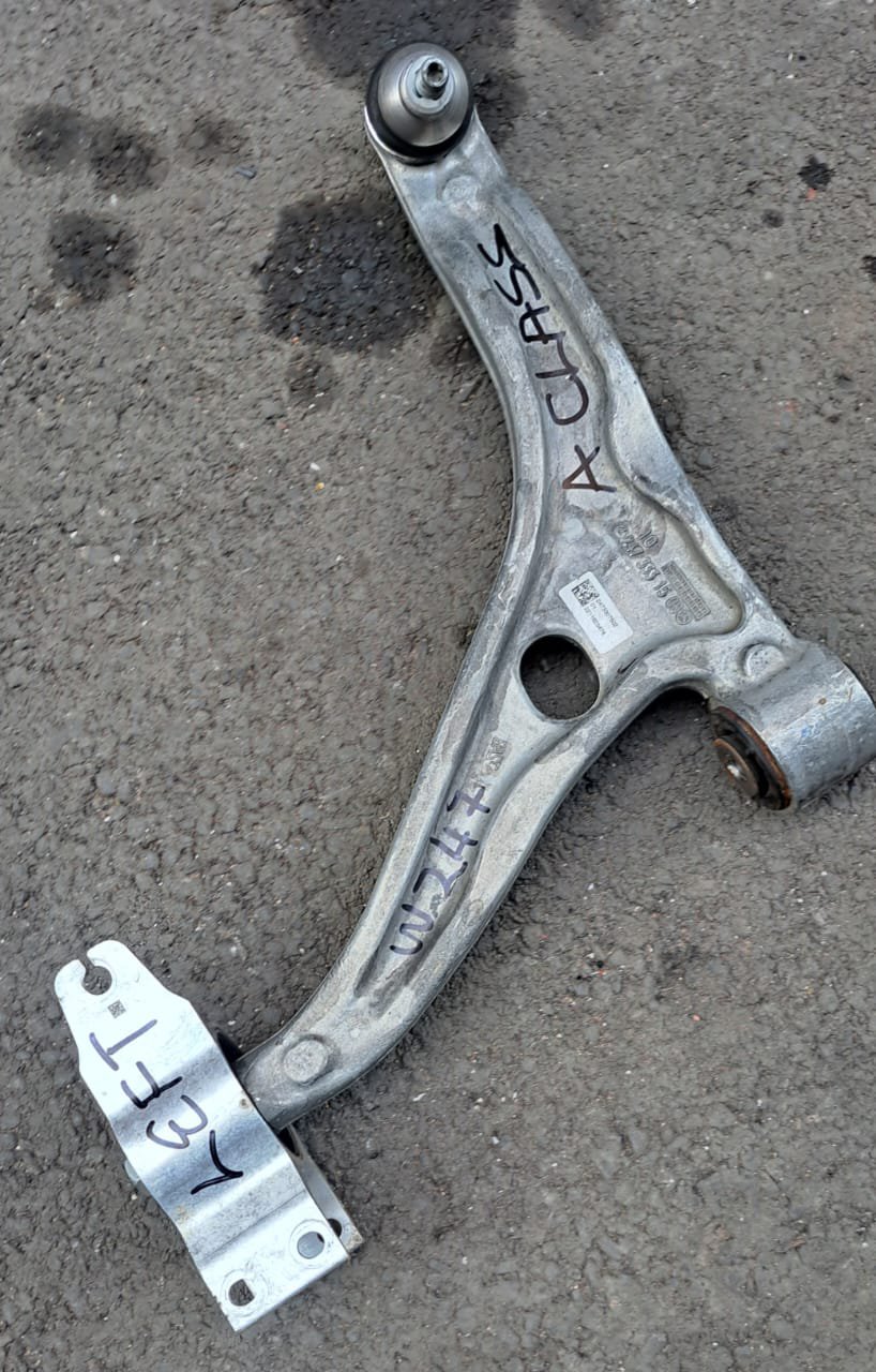 MERCEDES A ClASS W247 LEFT CONTROL ARM