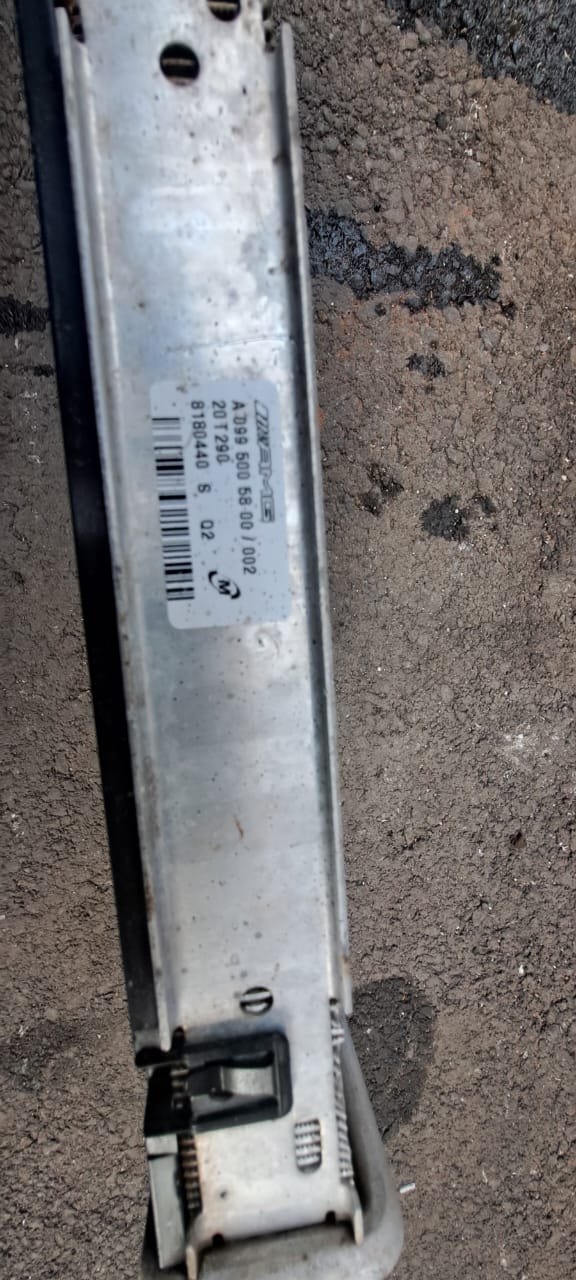 MERCEDES E63 SIDE COOLER - Image 2