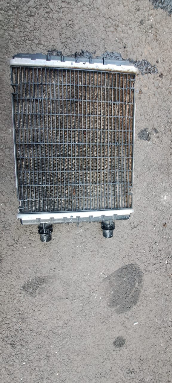 MERCEDES E63 SIDE COOLER - Image 3