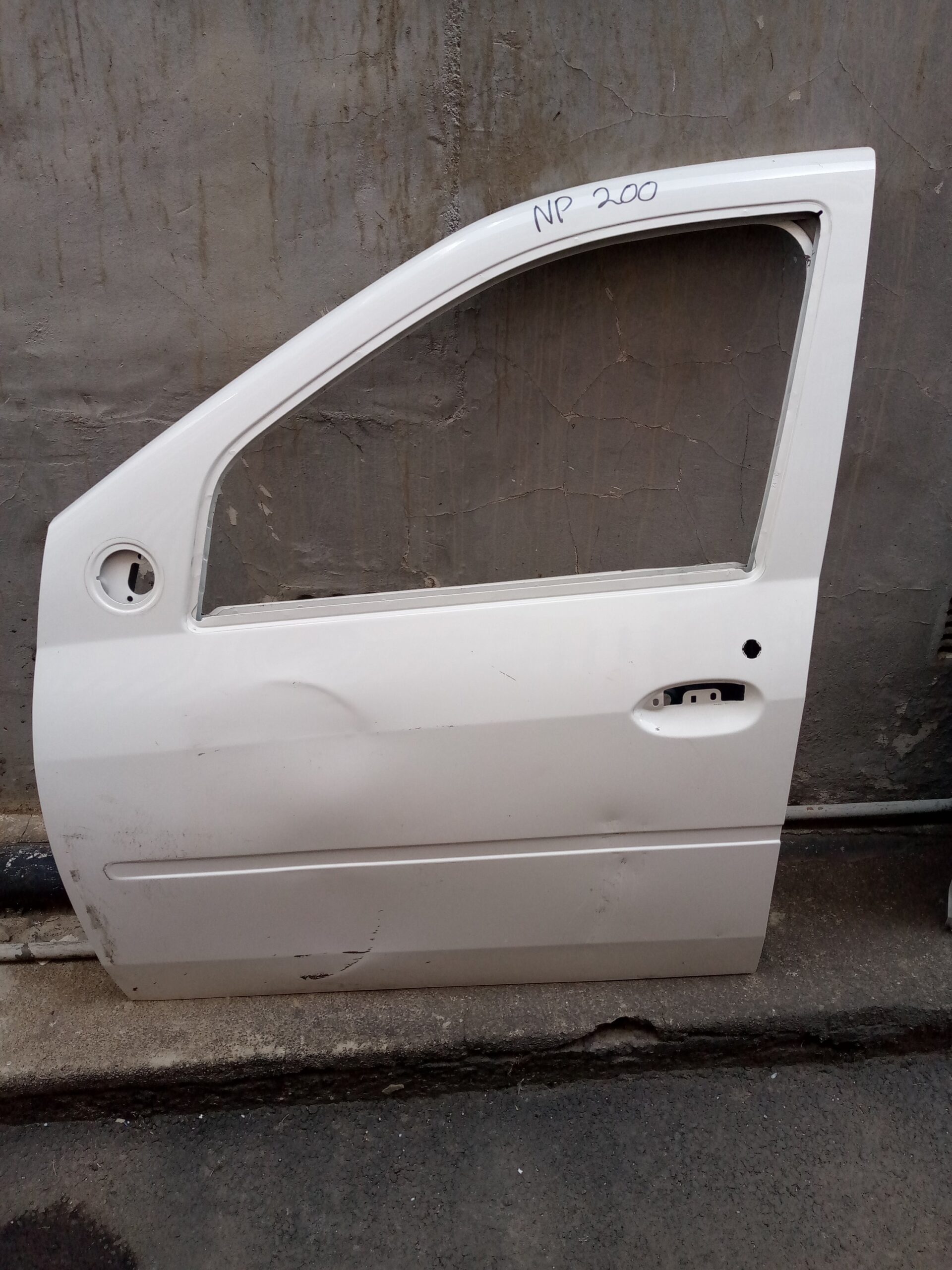 NP 200 - Image 3