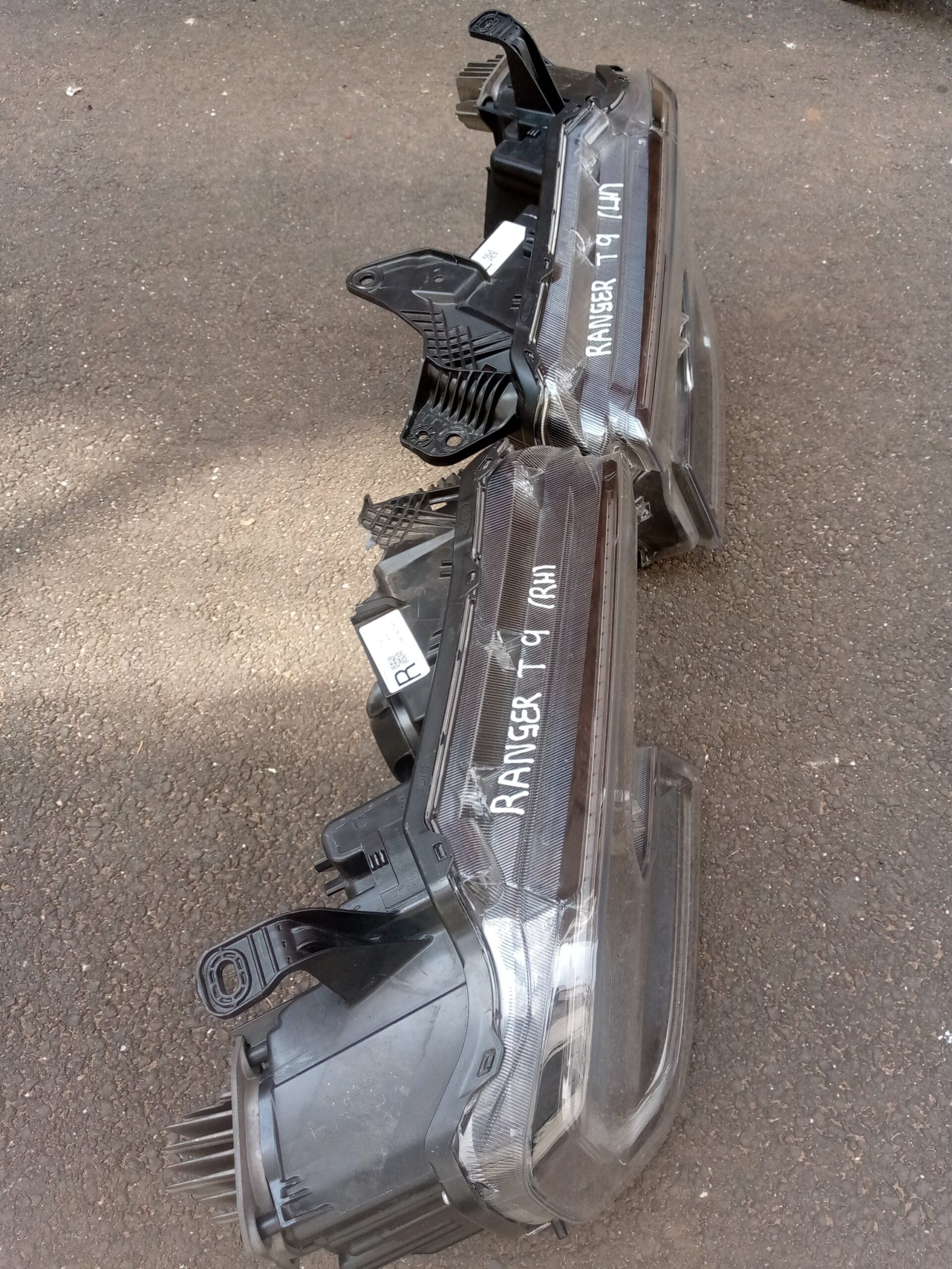 Ford ranger T9 left and right side Headlight