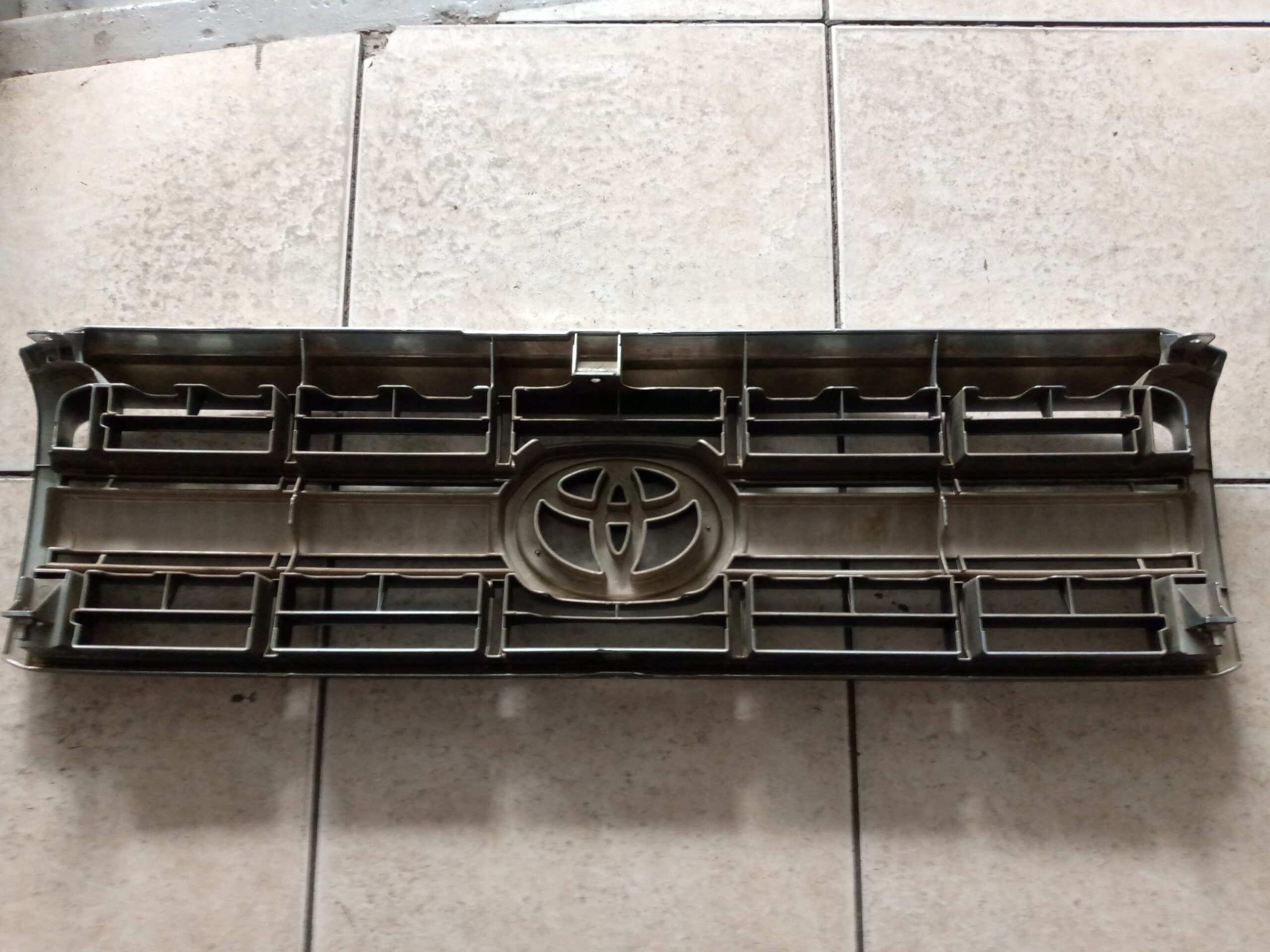 LAND cruiser - Image 2