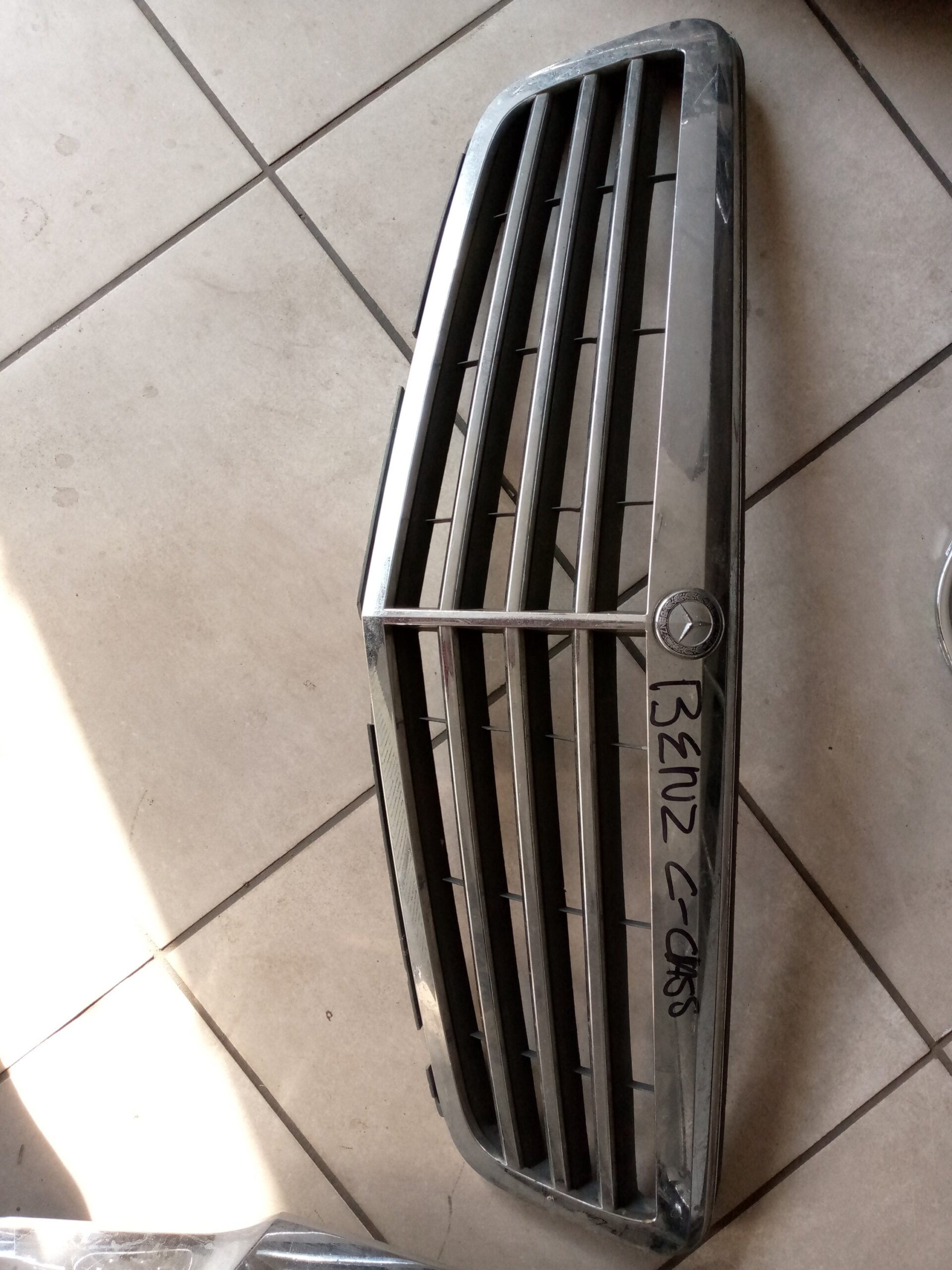 MERCEDES BENZ C.ClASS GRILLE