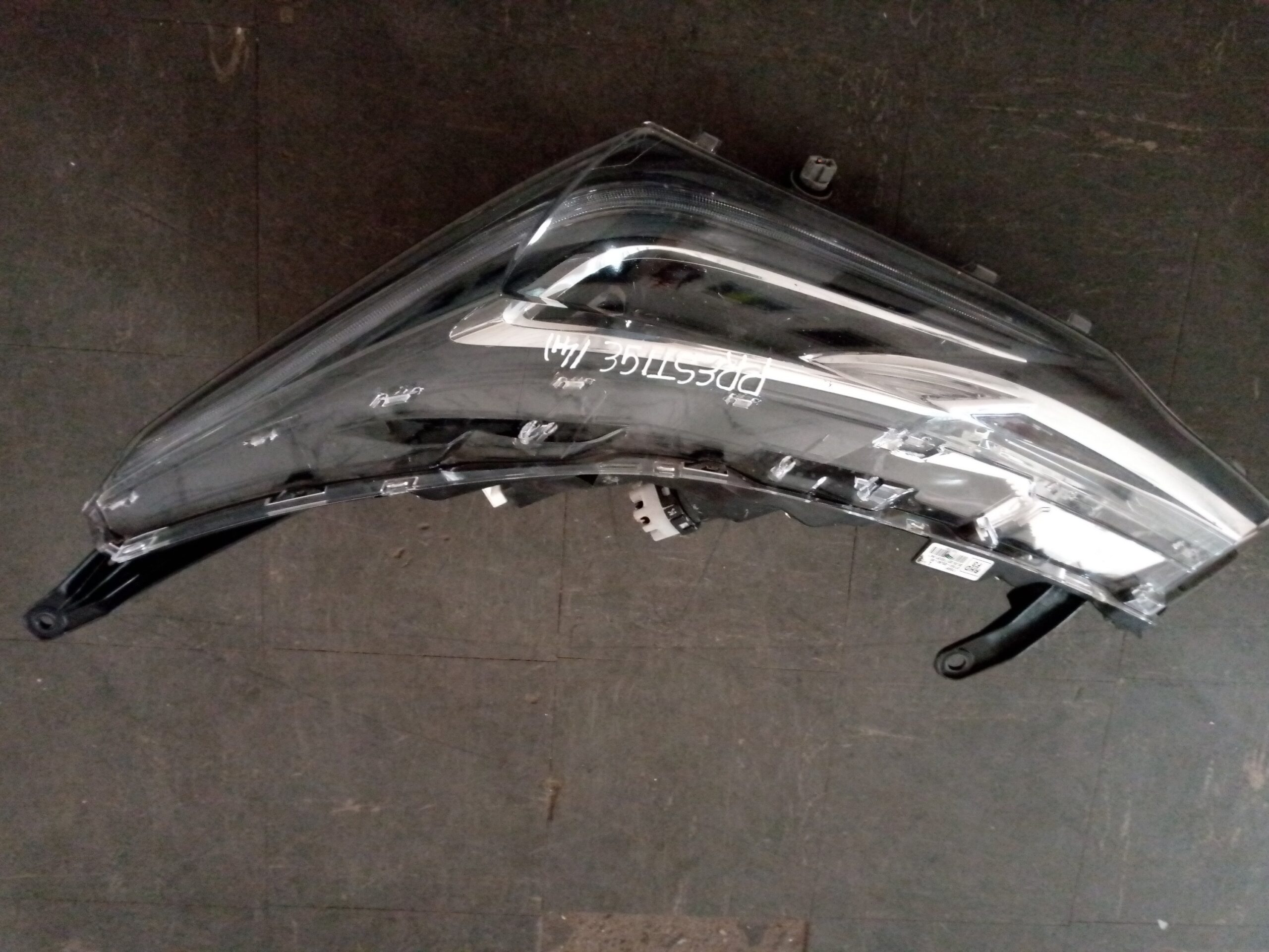 prestige left side Headlight