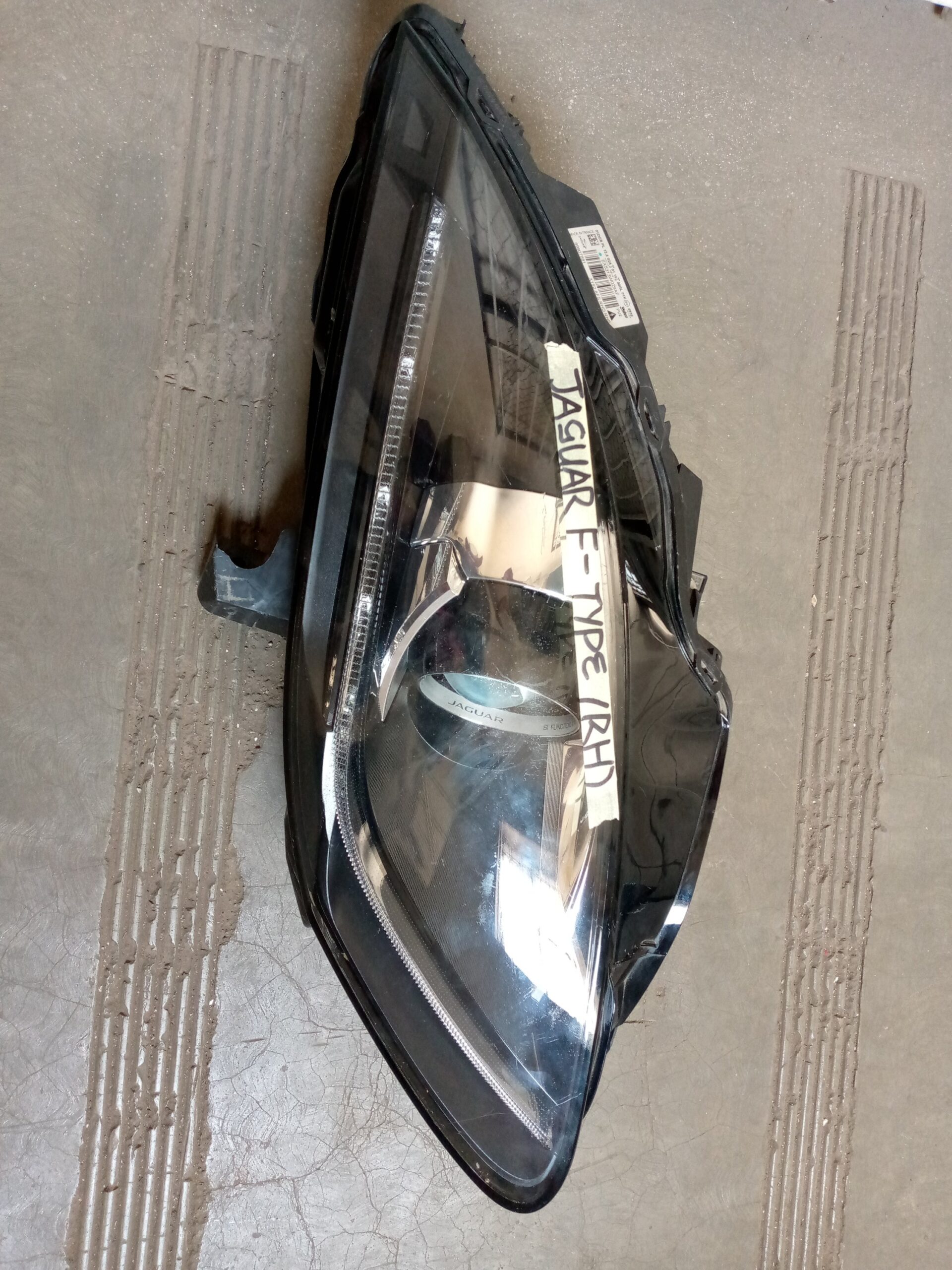 Jaguar F_type right side Headlight