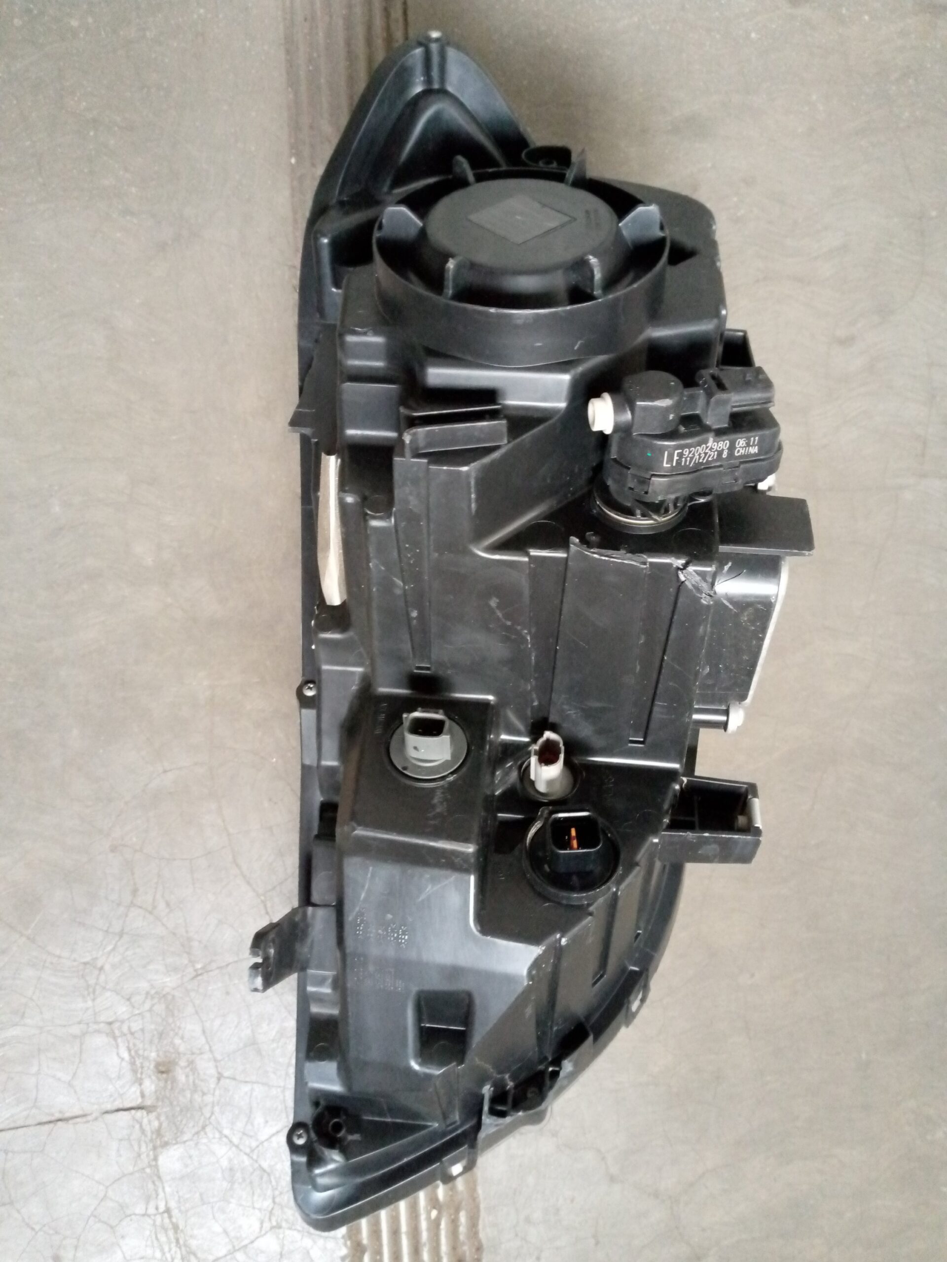HAVAL H2 right side Headlight - Image 2