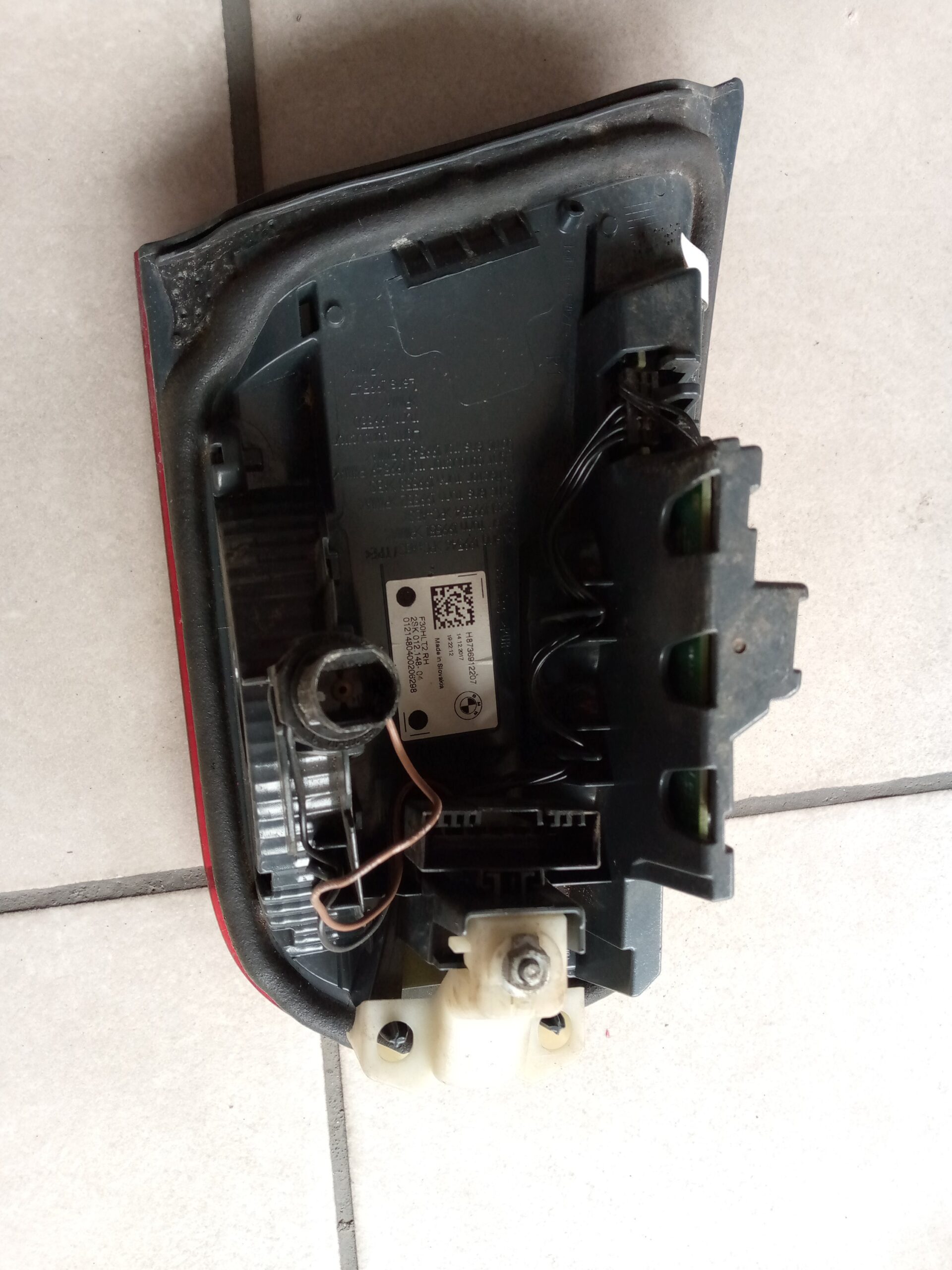 BMW 3 series right side Taillight - Image 2