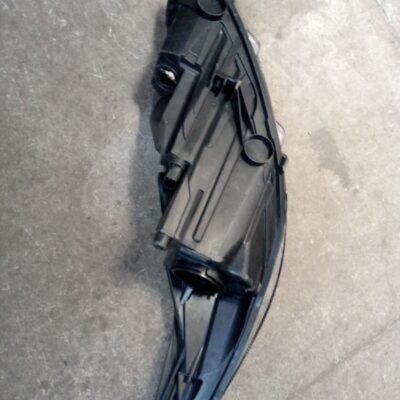 Ford fiesta left side 2014 Headlight