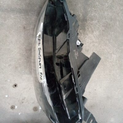Ford escosport  right side Headlight