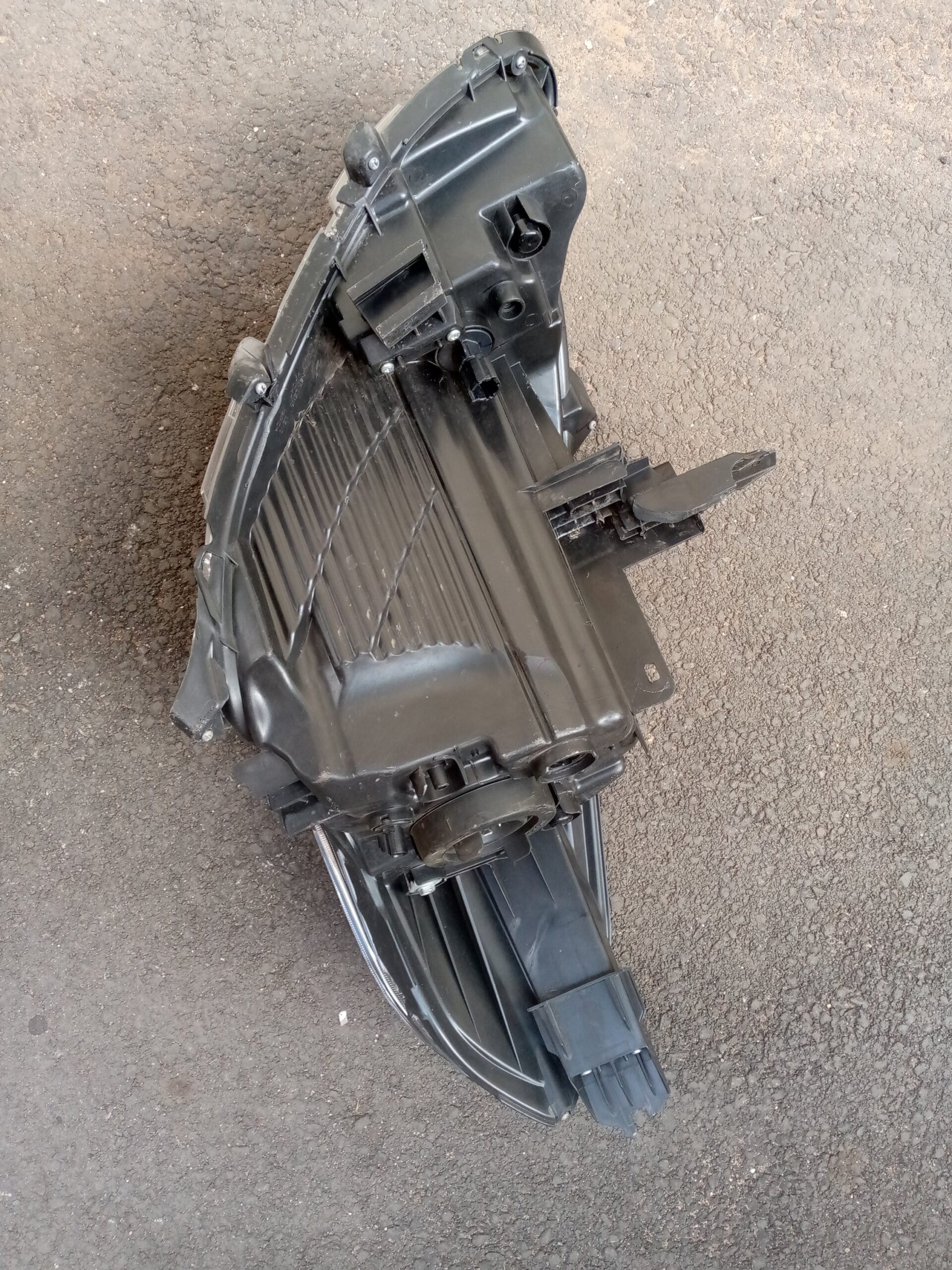 Almera right side Headlight - Image 2