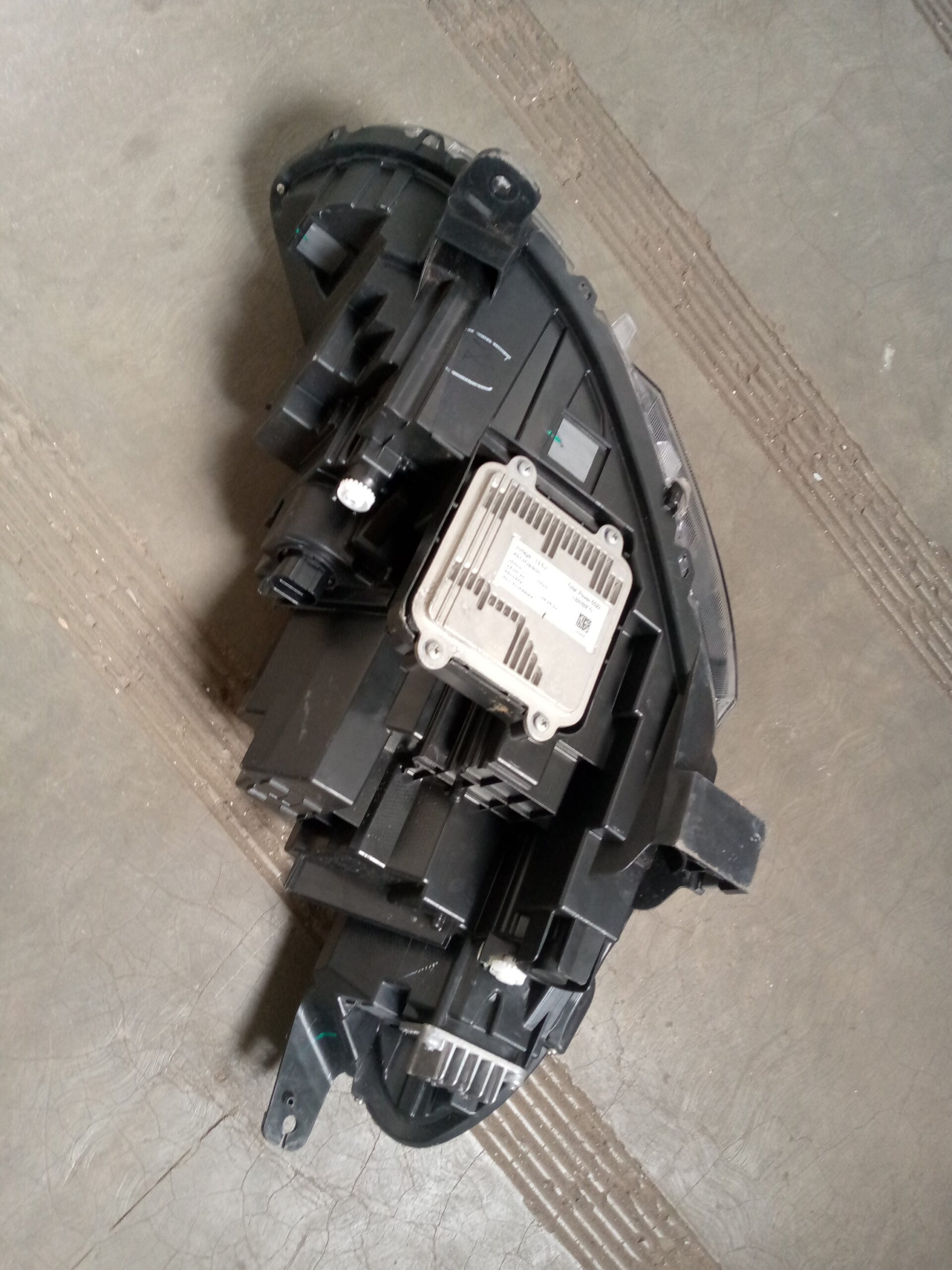 HAVAL JOLION left side Headlight - Image 4