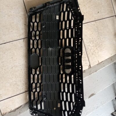 AUDI A3 grill