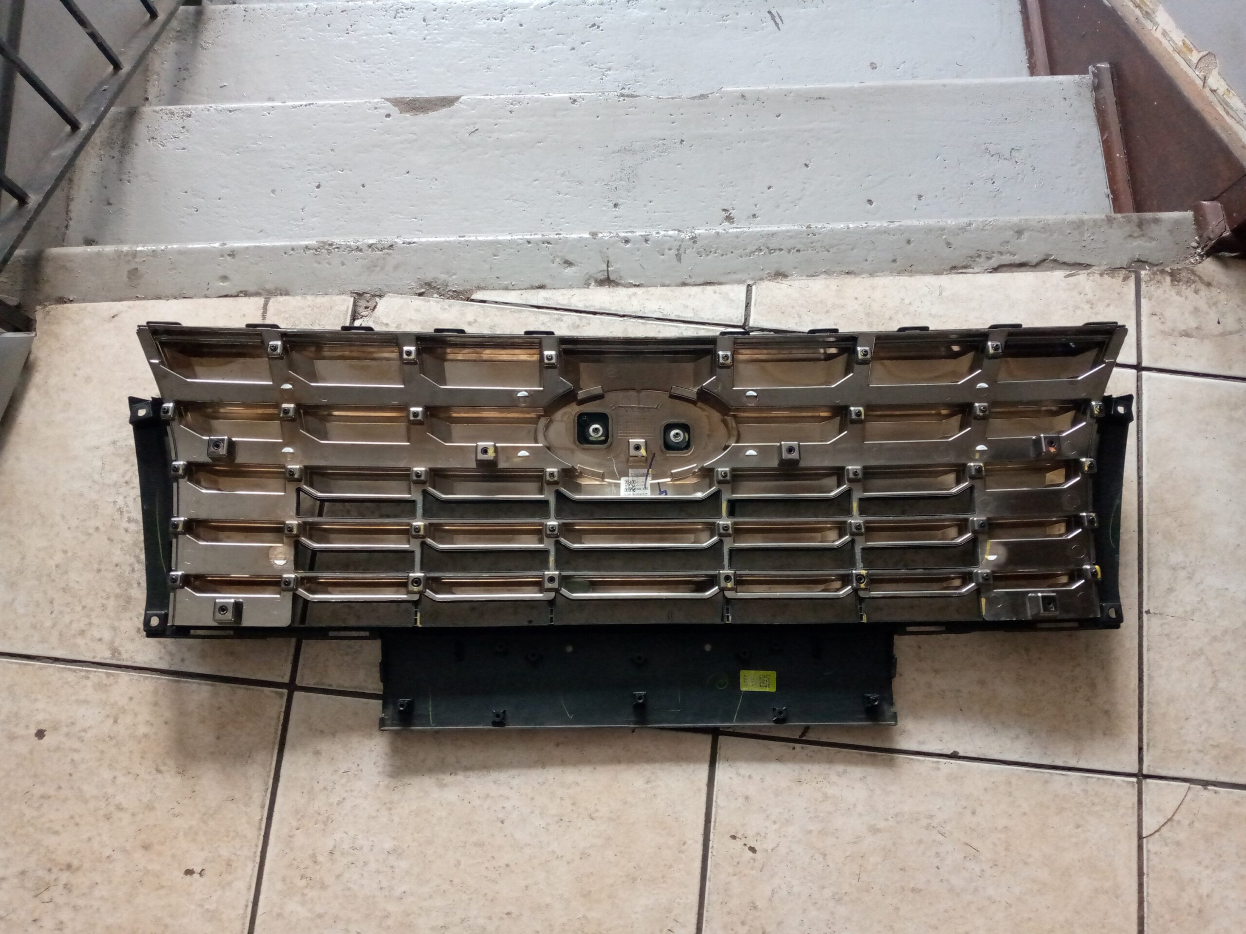 HYUNDAI PALISADE GRILLE - Image 2