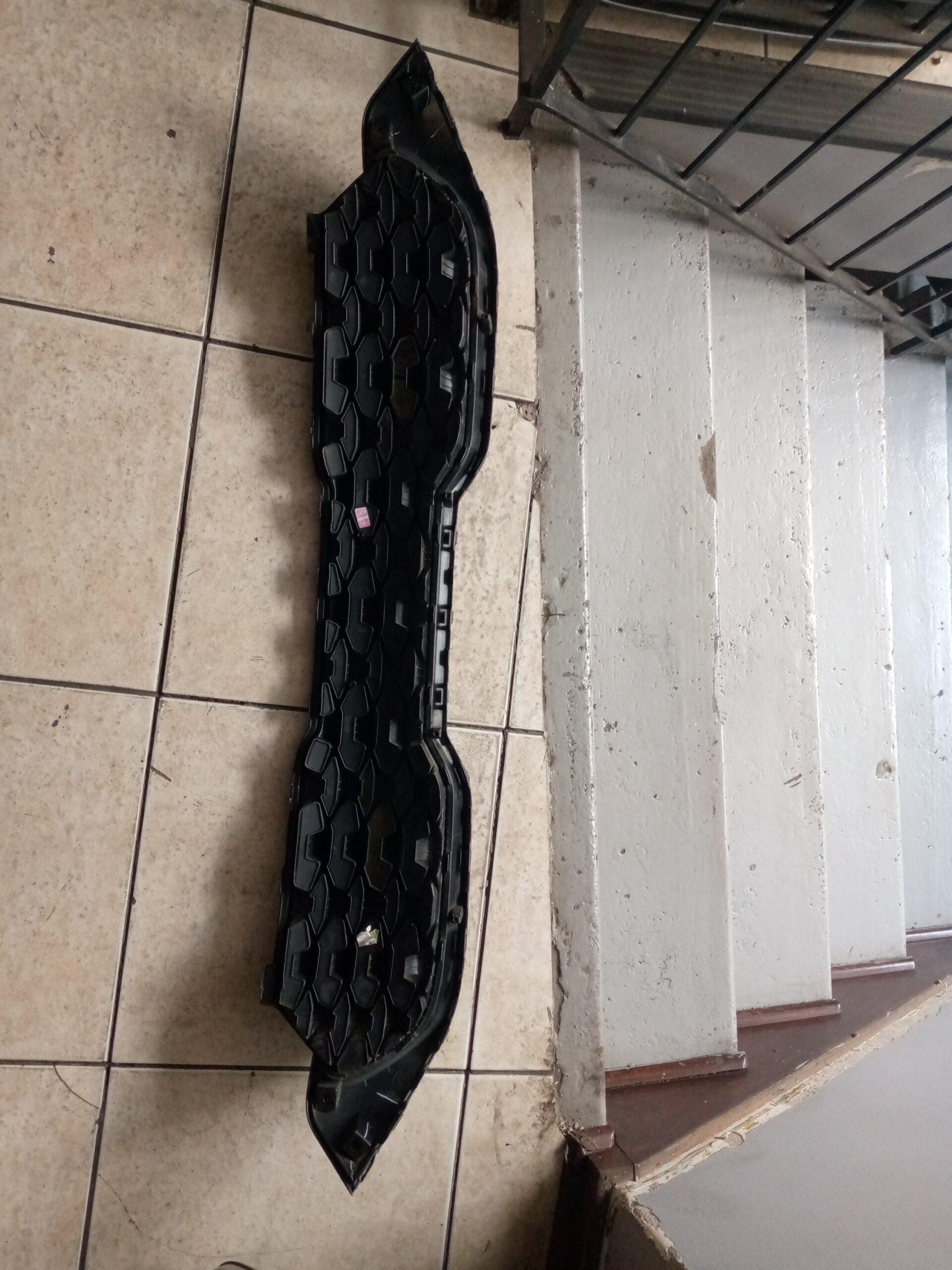 KIA SONET GRILL - Image 2
