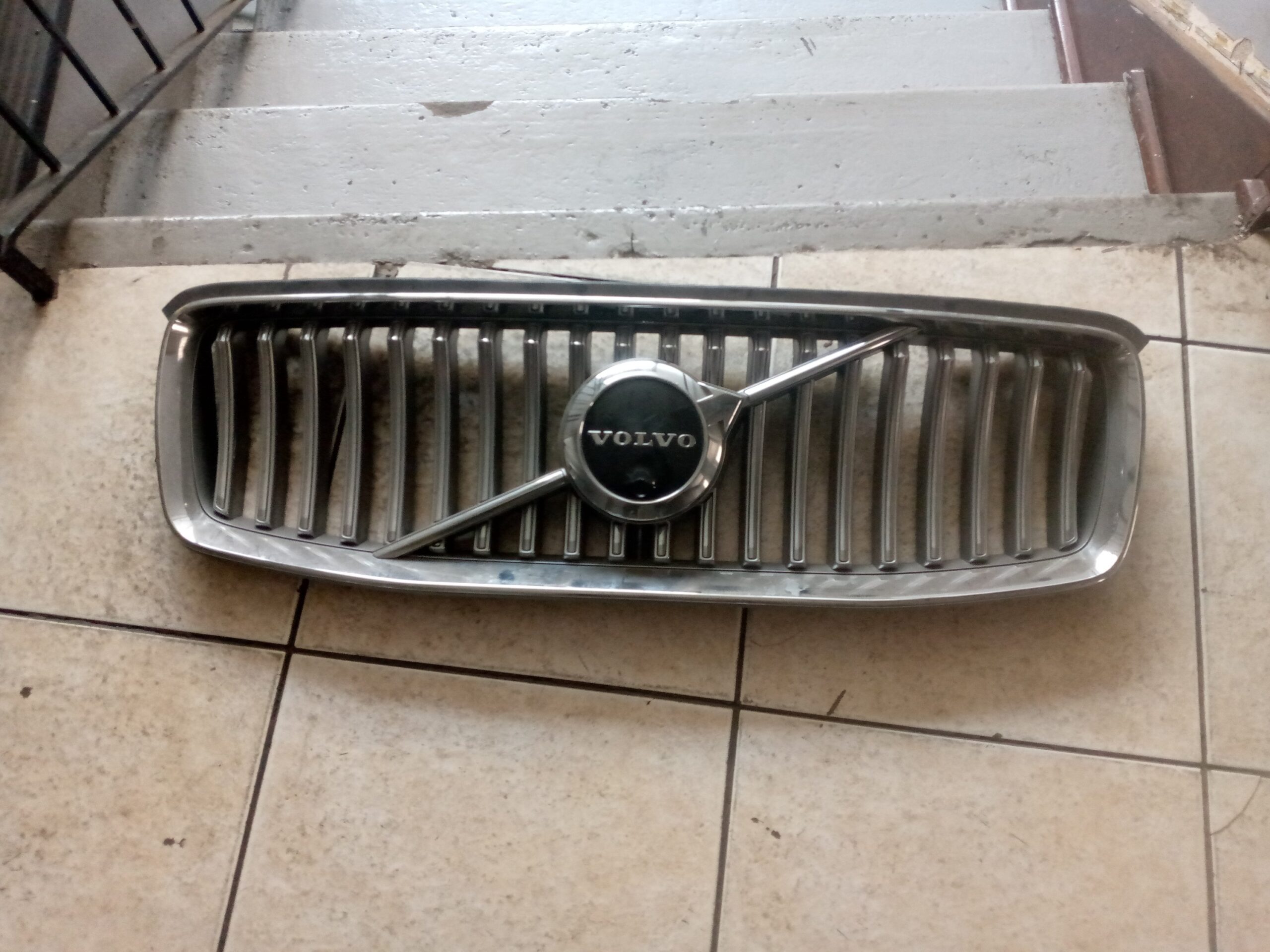 Volvo XL90 2017-2020 GRILL
