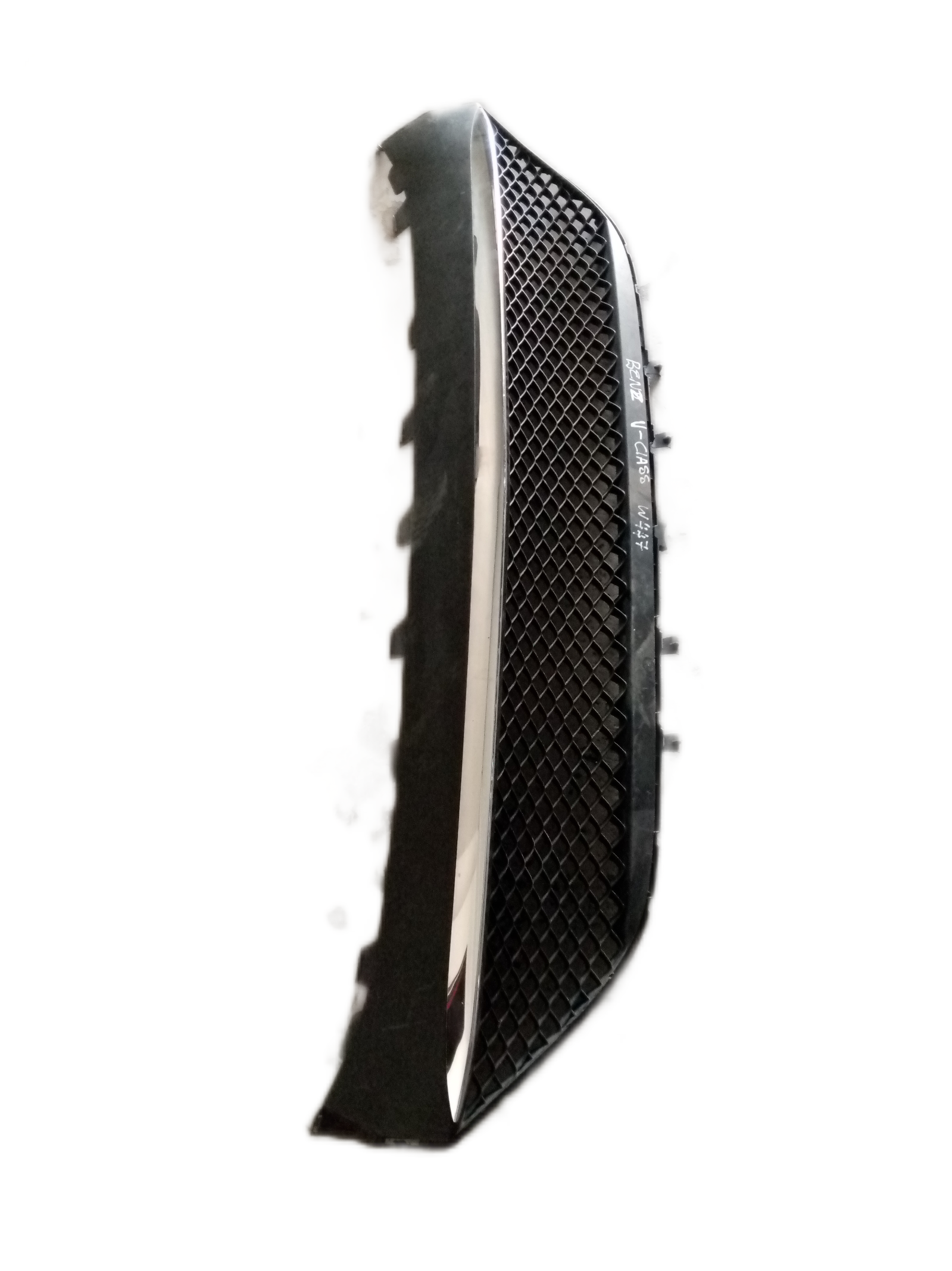 BENZ V_CLass W447 down Grille - Image 2