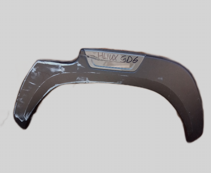 TOYOTA HILUX GD6 RIGHT SIDE
