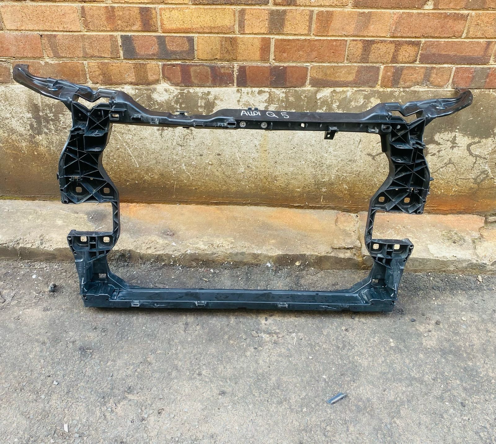AUDI Q5 CRADLE