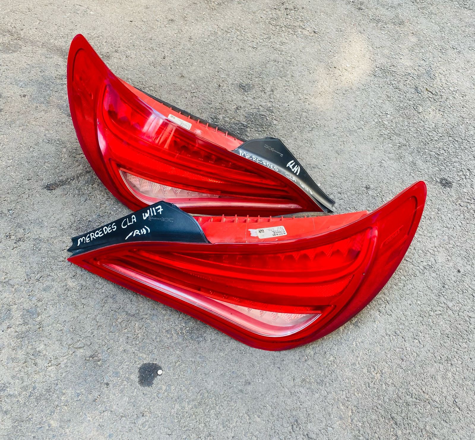 MERCEDES BENZ CLA W117 LEFT AND RIGHT SIDE TAILLIGHT