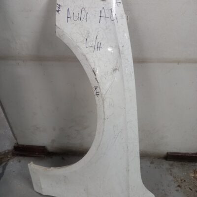 Audi A4 Left Fender Replacement