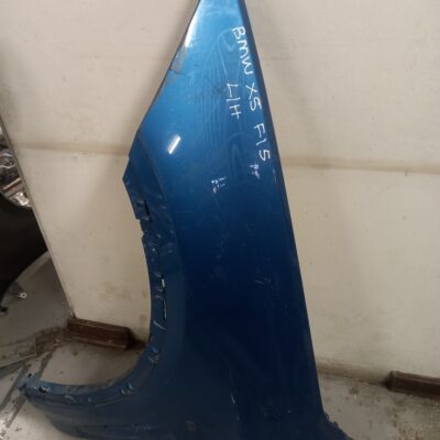 BMW X5 F15 Left-Hand Fender Replacement