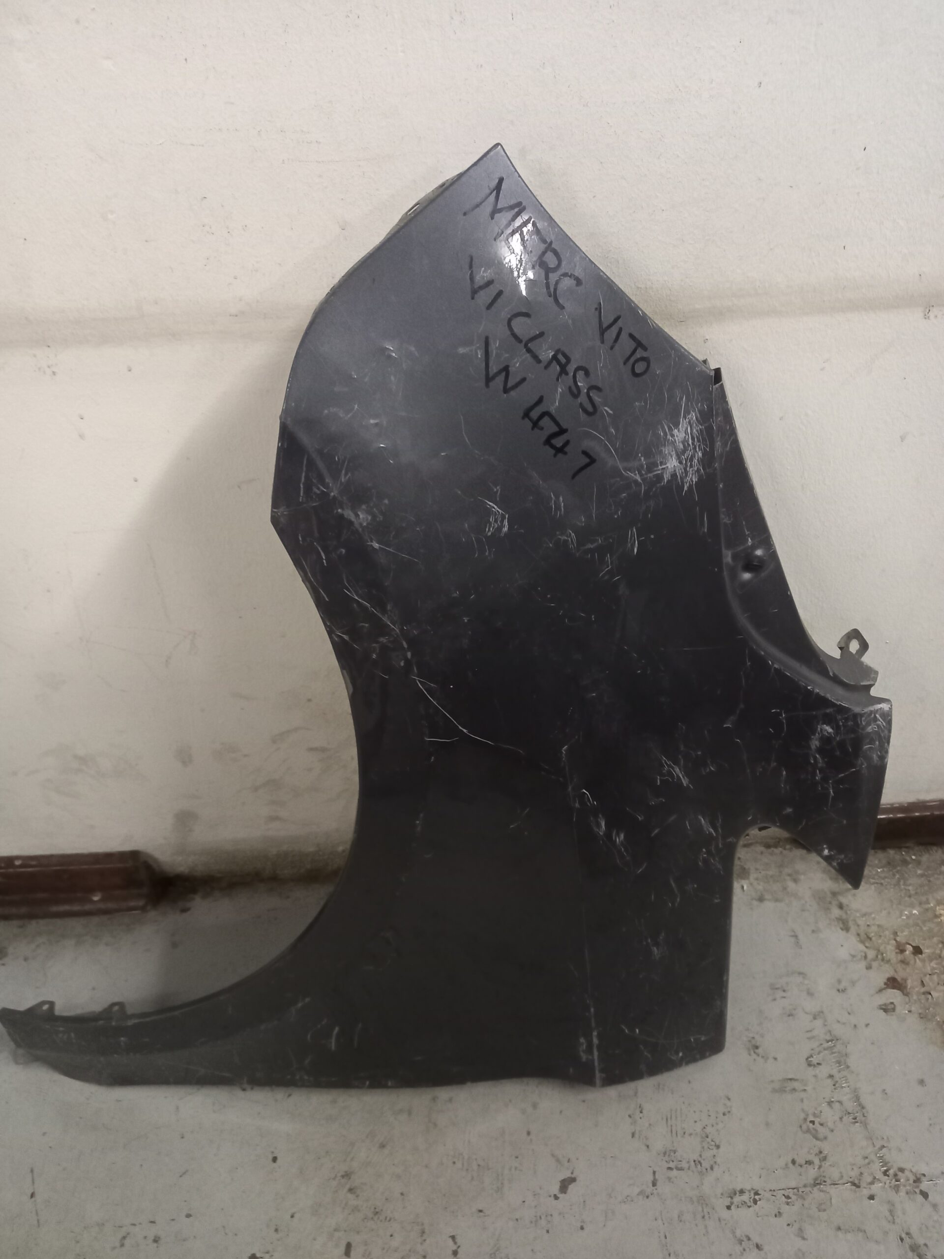 Mercedes-Benz V-Class Vito W447 Left Fender Replacement