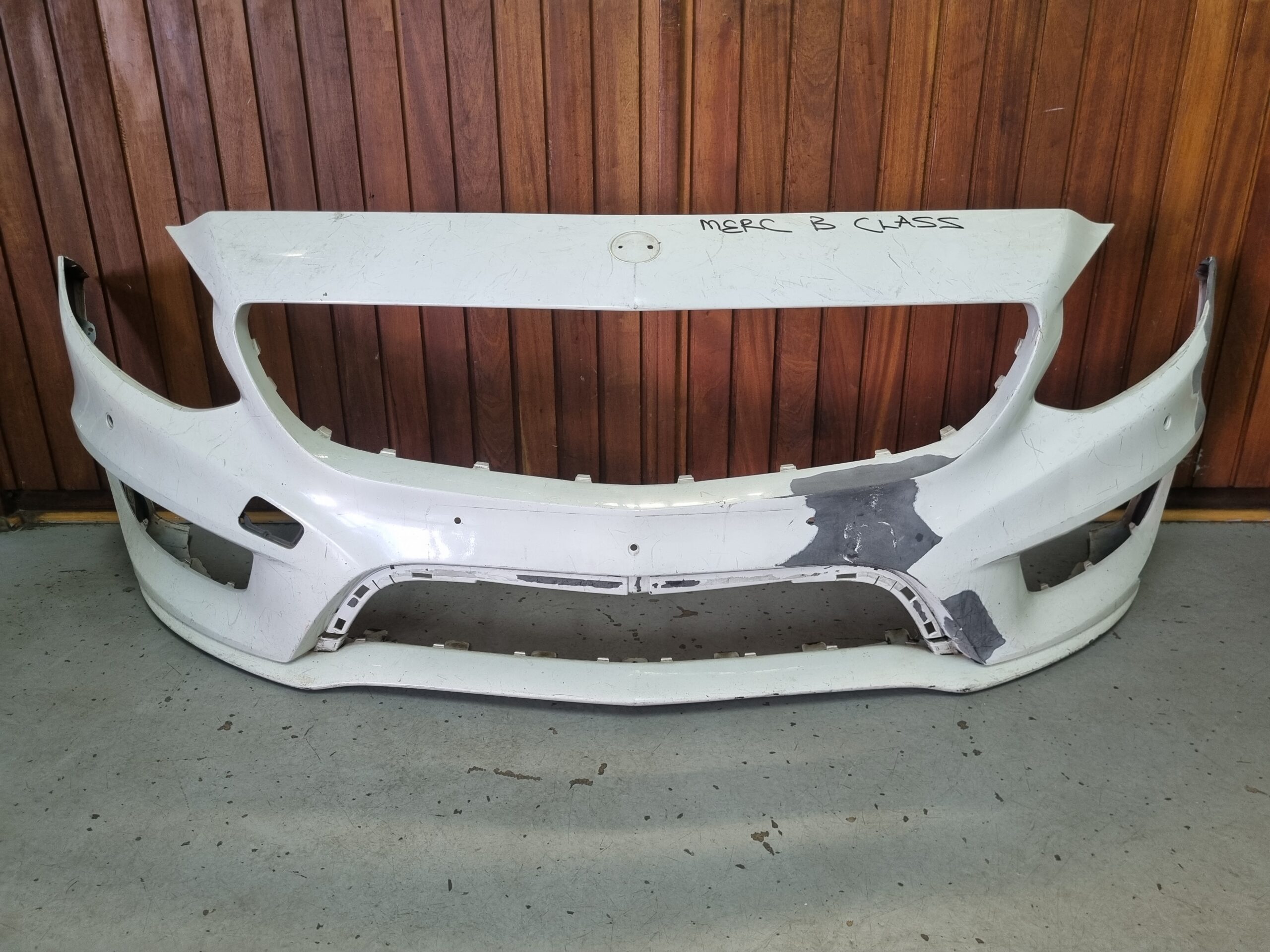 Mercedes-Benz B-Class Front Bumper Replacement