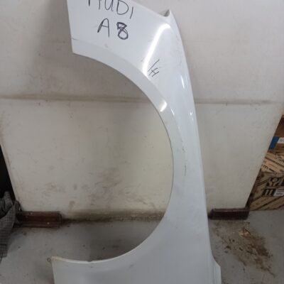 Audi A8 Left Fender Replacement