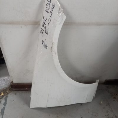 Mercedes-Benz W212 E-Class Right Fender Replacement