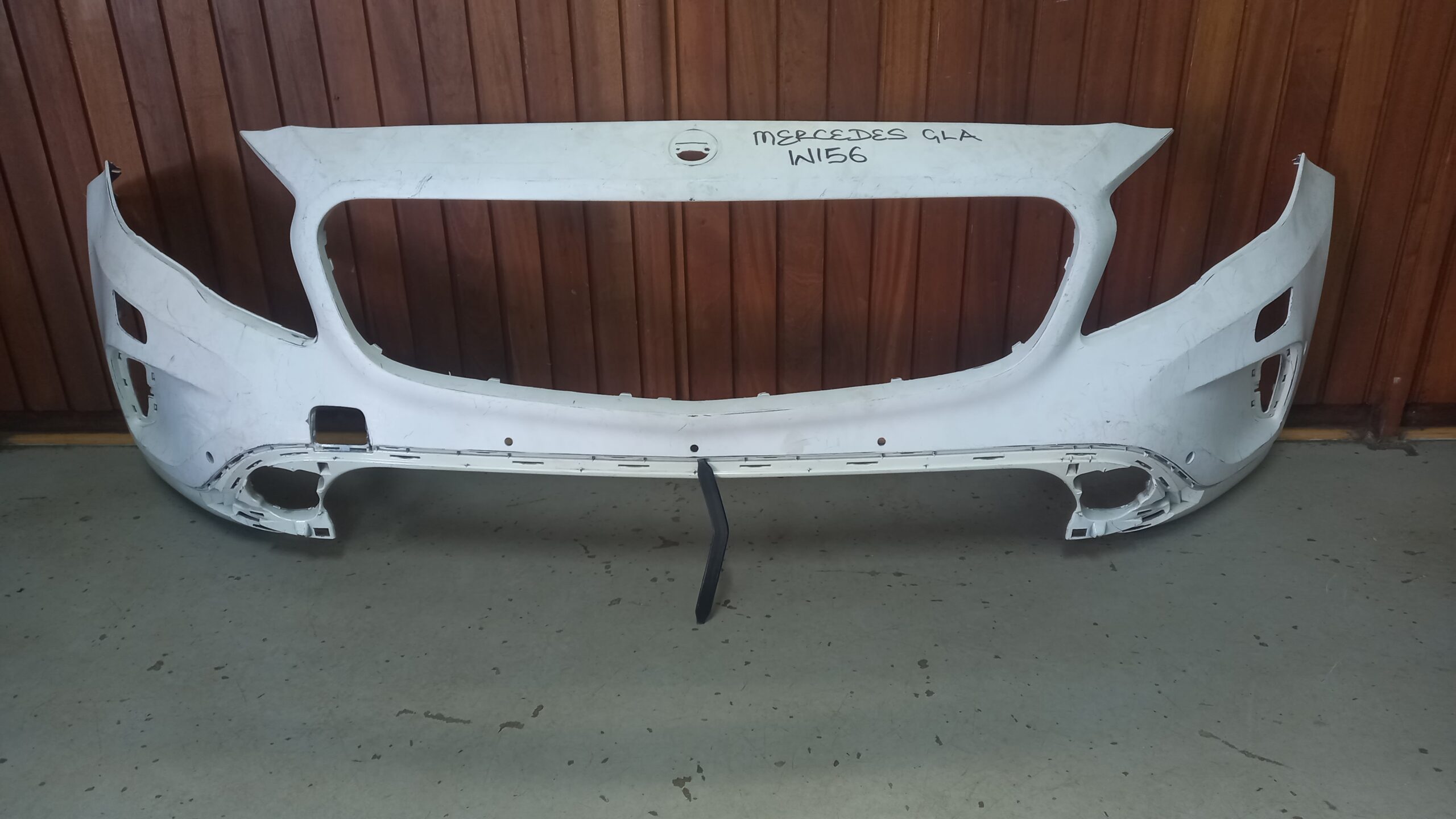 Mercedes-Benz GLA W156 Front Bumper Replacement