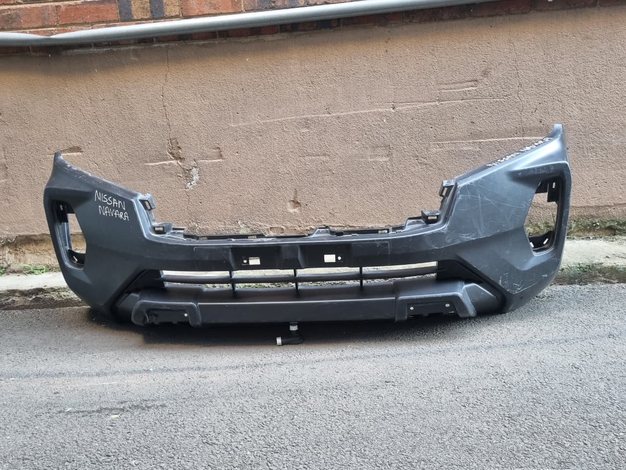 Nissan Navara Front Bumper Replacement