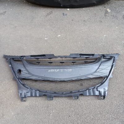 Mazda 3 2010 Front Grille Replacement