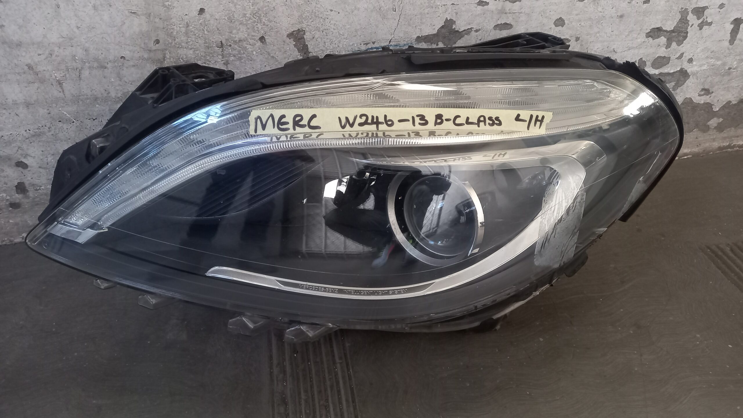 Mercedes-Benz W246 B-Class Left Headlight - Image 2