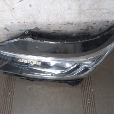 Honda CR-V Left Headlight Replacement