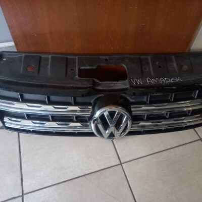 VW Amarok Front Grille Replacement
