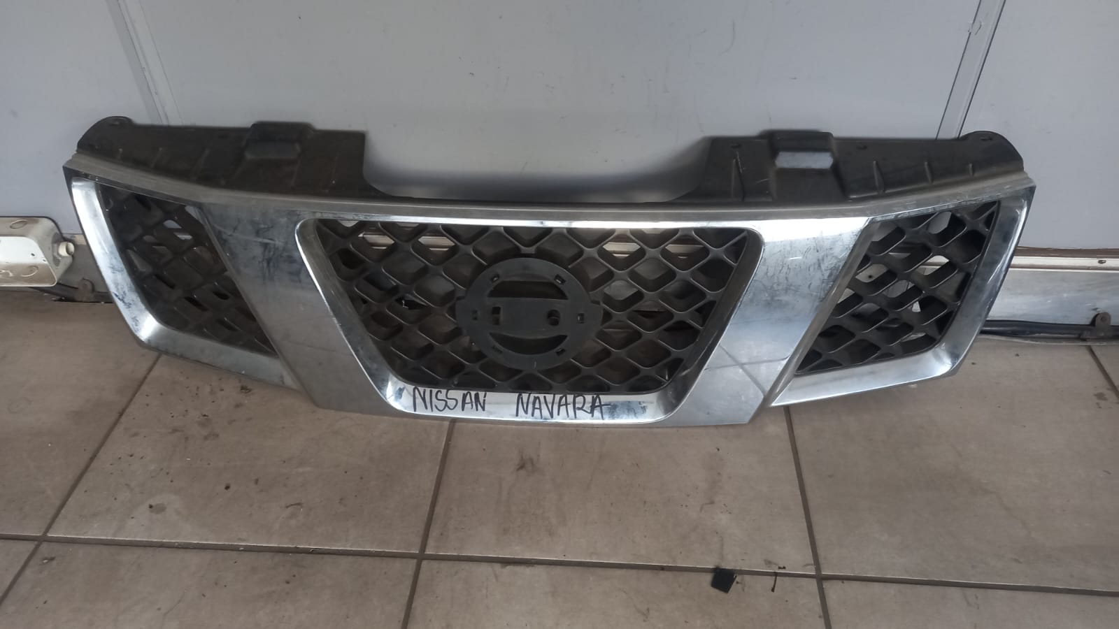 Nissan Navara Front Grille Replacement