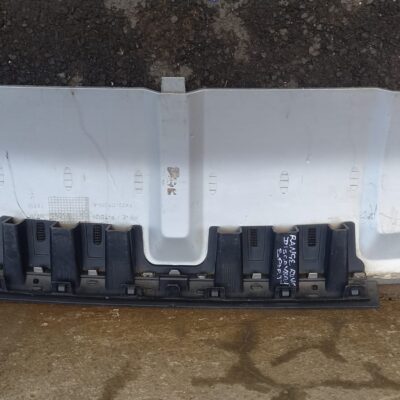 Range Rover Discovery Sport Rear Spoiler Replacement