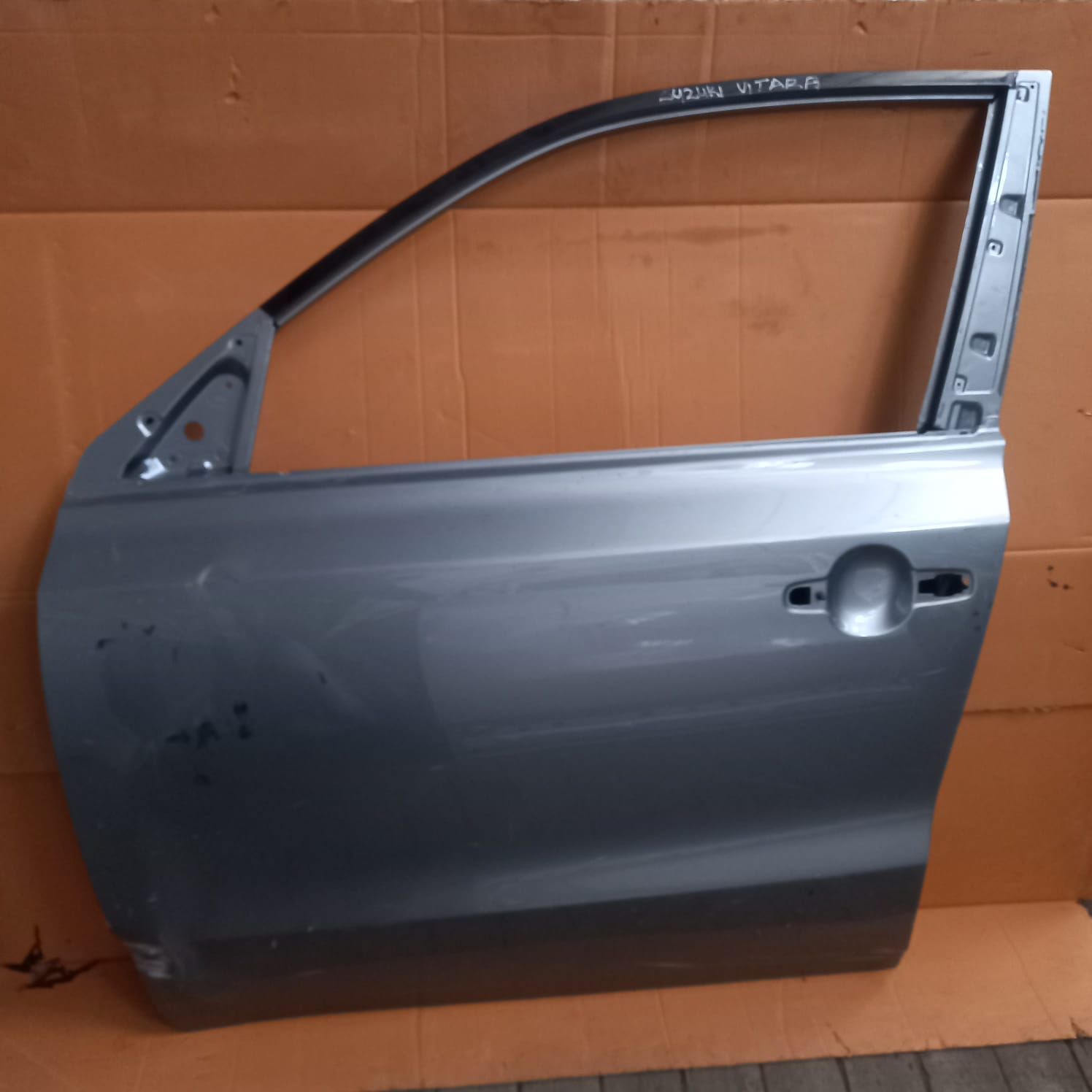 SuzukSuzuki Vitara Left Door OEM Replacementi Vitara Right Door OEM Replacement