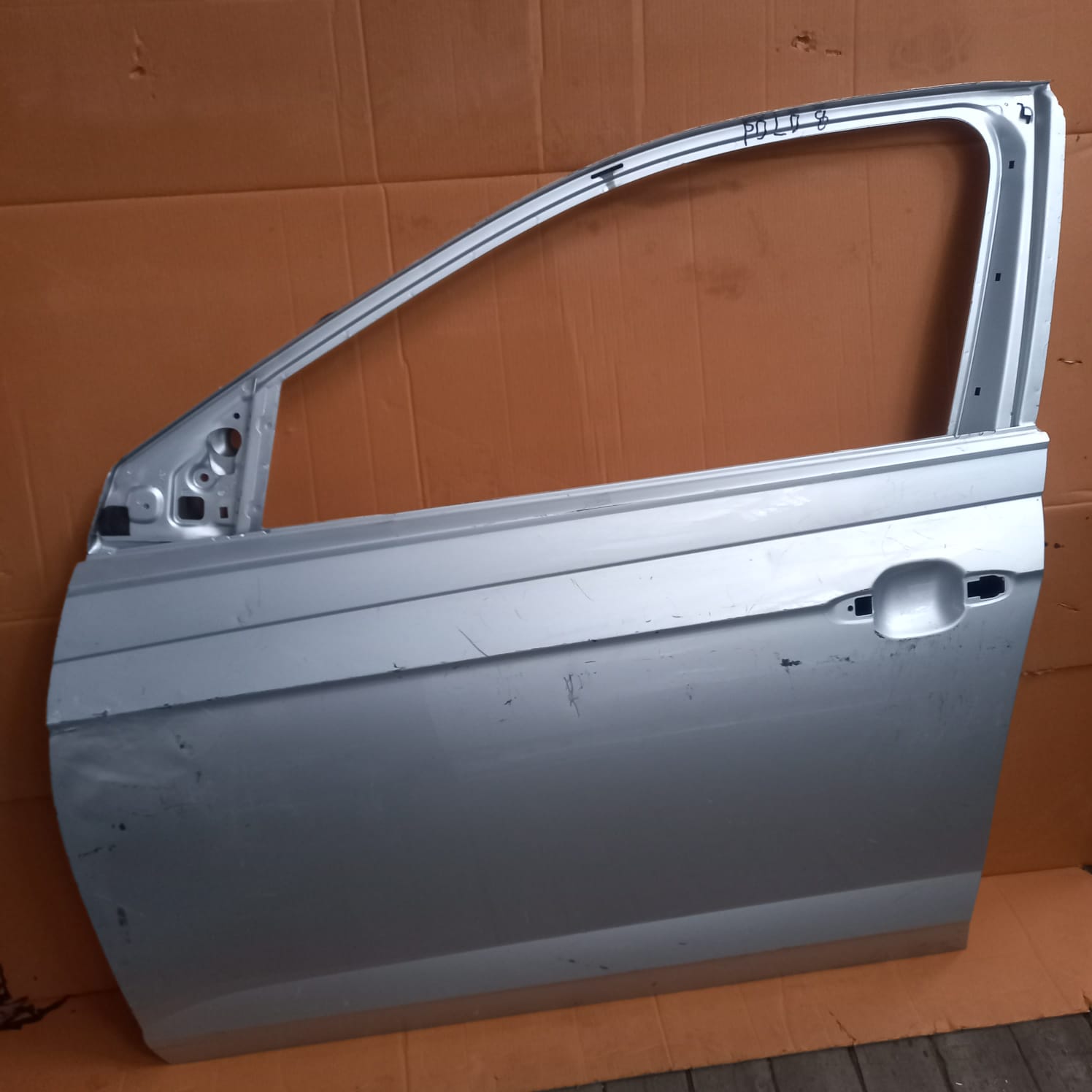 VW Polo 8 Left Door OEM Replacement