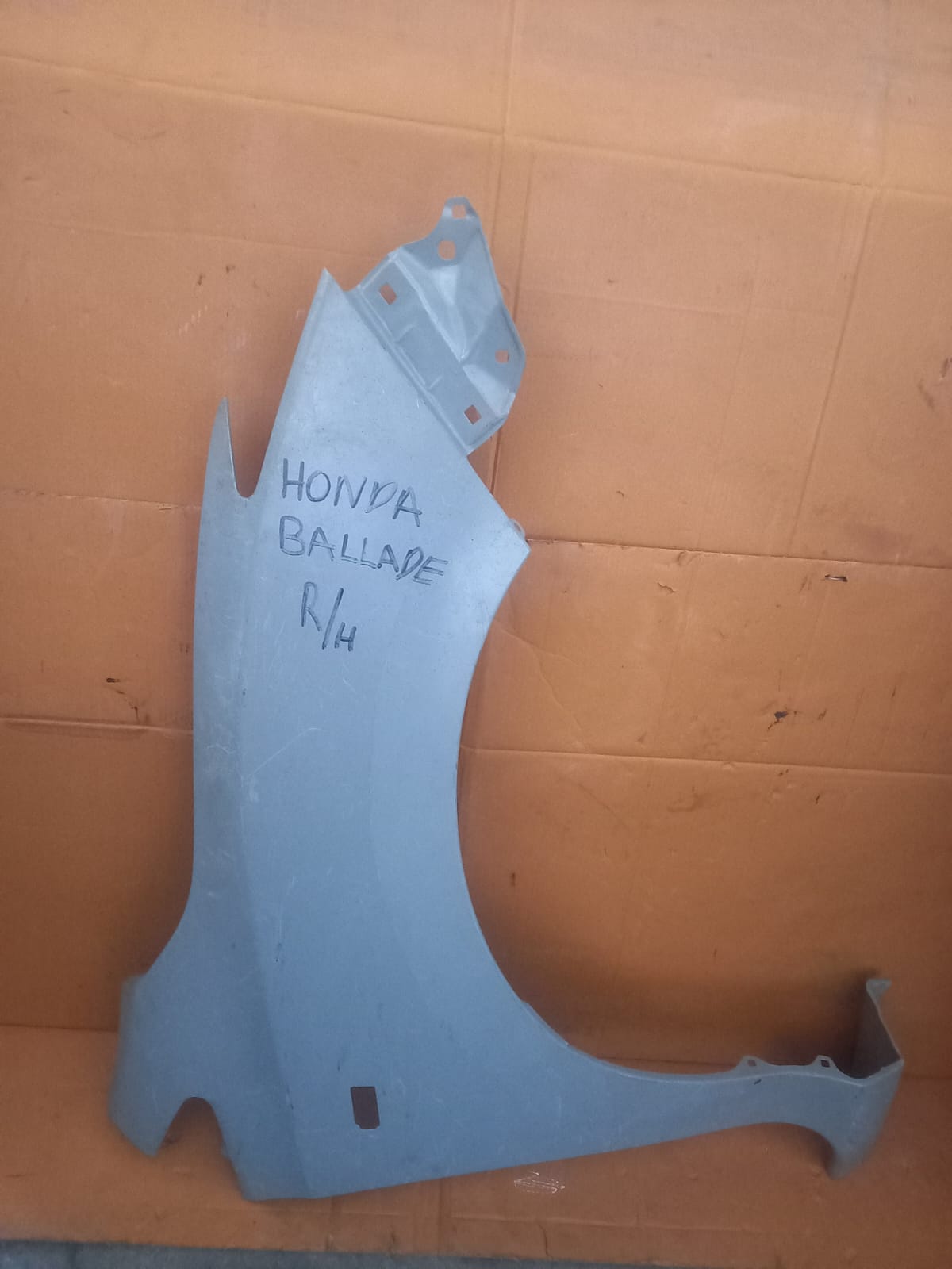 Honda Ballade Right Fender OEM Replacement