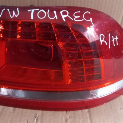 Volkswagen Touareg 2010–2014 LED Right Rear Tail Light OEM Replacement