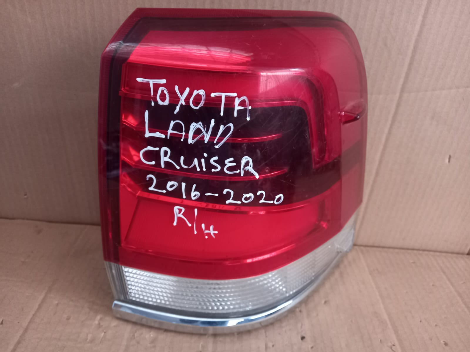 Toyota Land Cruiser 2016-2020 Right Rear Tail Light OEM Replacement