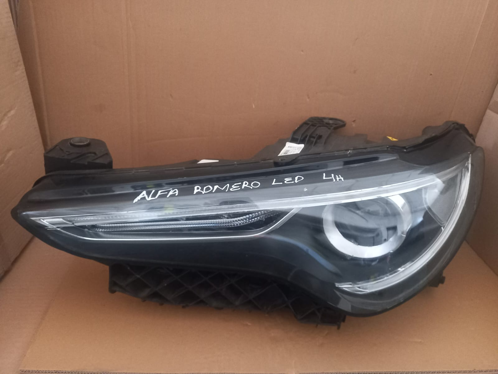 Alfa Romeo LED 2017-2023 Left Headlight OEM Replacement