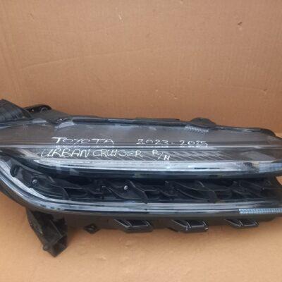 Toyota Urban Cruiser 2020-2023 Right Headlight OEM Replacement