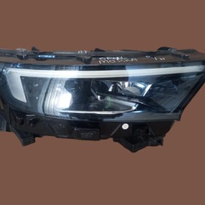 Opel Mokka B 2020 Right LED Headlight OEM Replacement