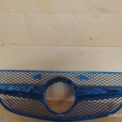 Mercedes-Benz C63 Front Grille OEM Replacement