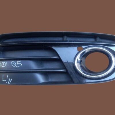 Audi Q5 2009-2012 Left Fog Light Cover OEM Replacement