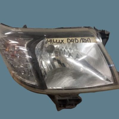 Toyota Hilux D4D 2005-2008 Right Headlight OEM Replacement